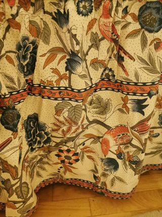 2 Colchas-edredón para camas con piecera. 