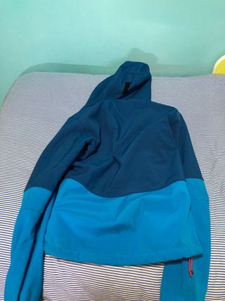 Cortavientos neak peak