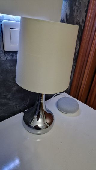 2 lámparas de mesa tactiles