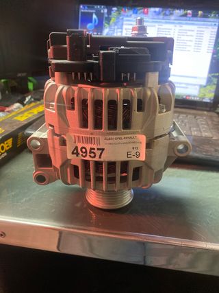 ALTERNADOR 4957. CEVAM