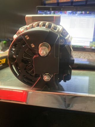 ALTERNADOR 4957. CEVAM