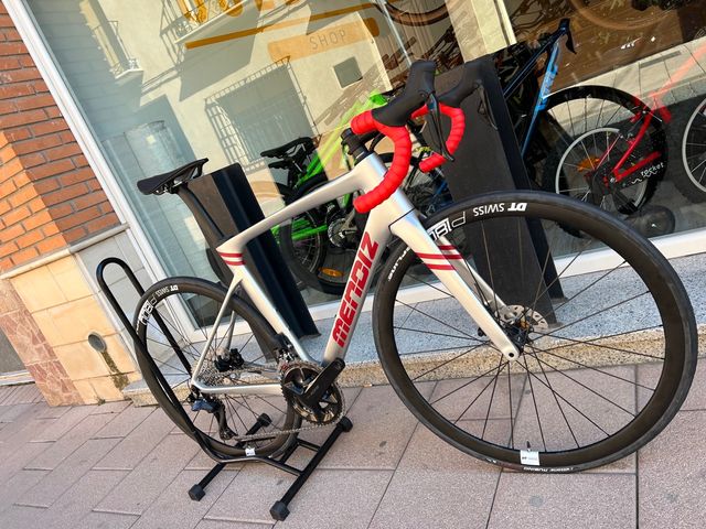 Mendiz F9 di2