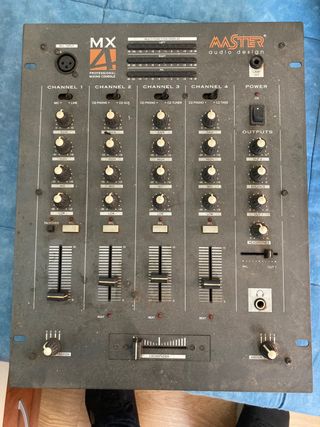 Equipo de música profesional