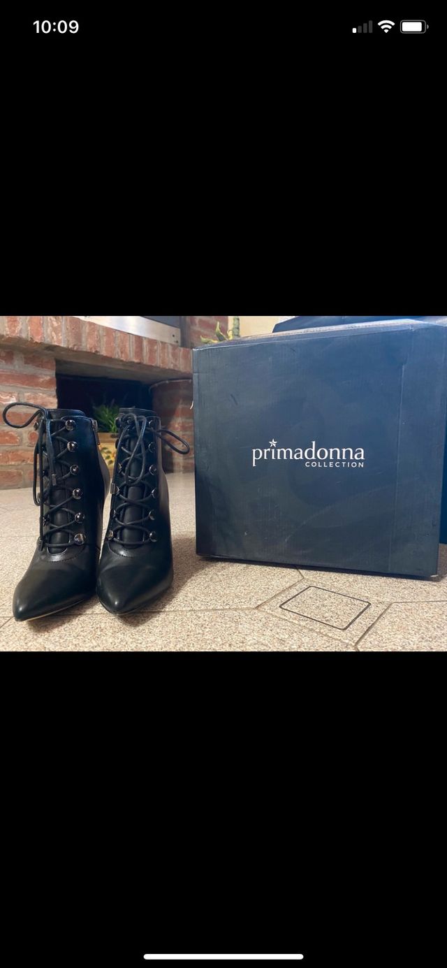 Stivaletto PrimaDonna Nero