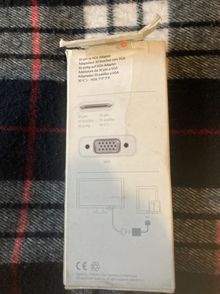 ADAPTADOR 30 pin a VGA de Apple 