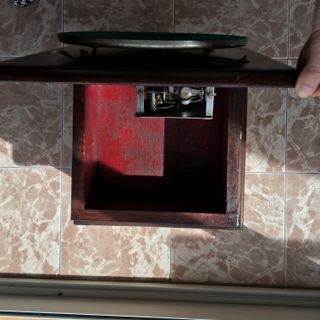 Gramofono de discos de piedra