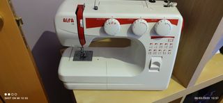Maquina de coser Alfa