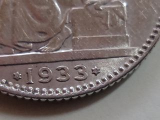 moneda 1 peseta plata 1933 girada 180 grados.    .