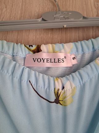 Blusa con estampado floral