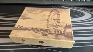 Cartera de cuero bovino