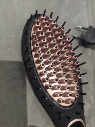 Cepillo alisador de pelo