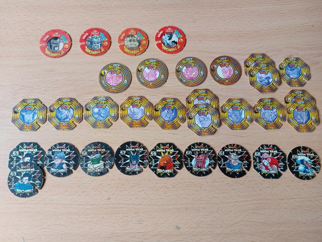 Lote 32 tazos Dragon Ball de Matutano