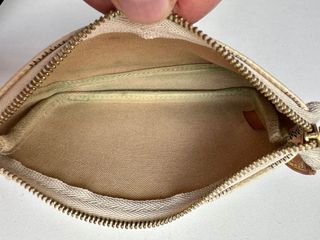 Pochette accesories Louis Vuitton