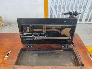 maquina coser MINE D OR