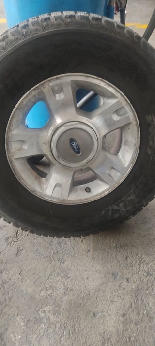 Llantas de Ford Explorer, R16 