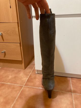 Botas altas de piel y ante como nuevas 