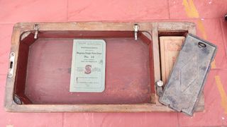 Maquina de coser Antigua