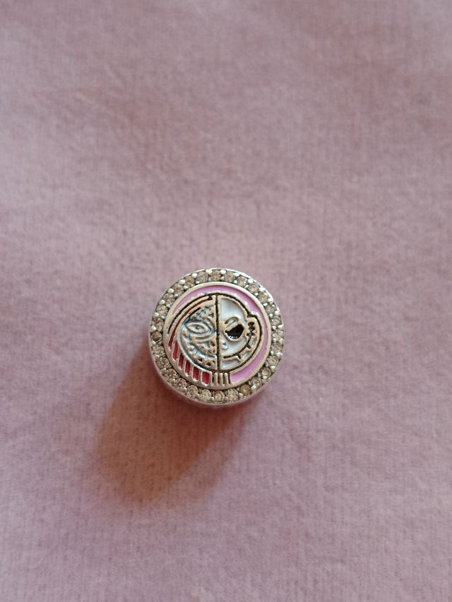 Charm circonitas Jack y Sally de plata de ley