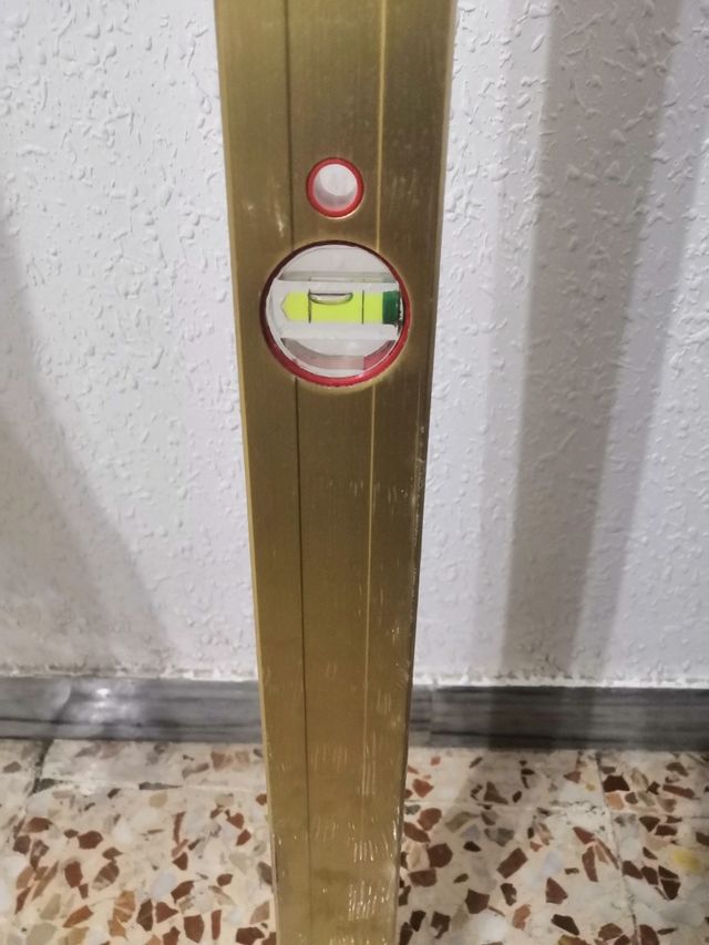 Nivel de 2 metros de burbuja Sola Az 200