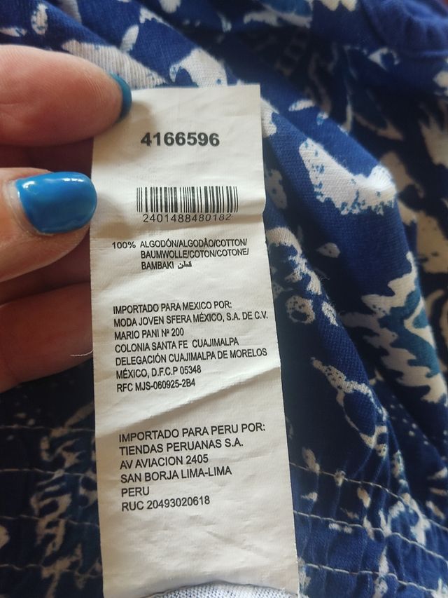 🌺Camiseta estampado floral tonos azul y blanco 