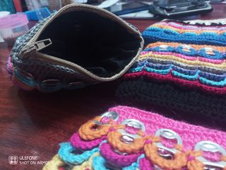 4 Monederos artesanales 