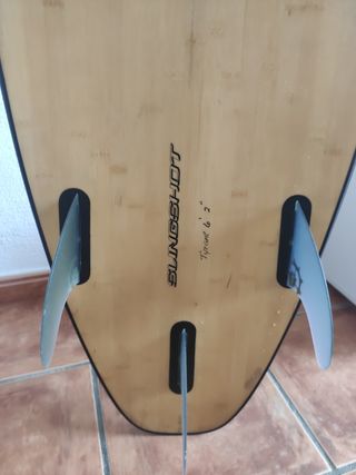 Tabla kitesurf. slingshot