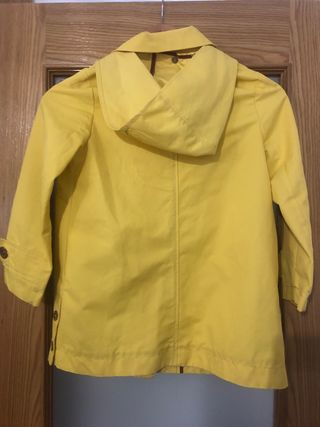 GABARDINA ZARA NIÑA (8 Años)