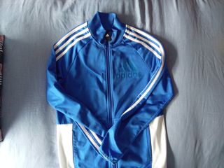 Chaqueta Adidas + regalo