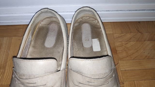 Sapatos Velez loafers em pele tamanho 43