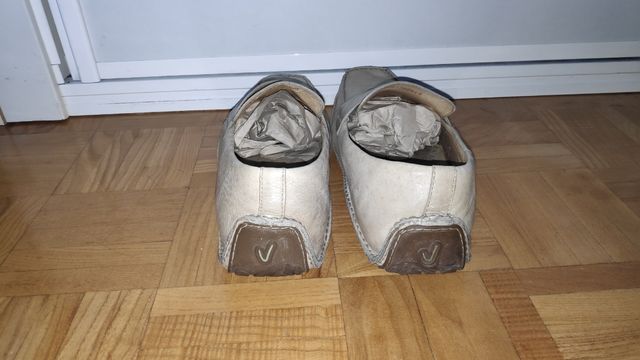 Sapatos Velez loafers em pele tamanho 43