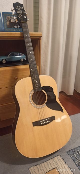 guitarra acústica eko