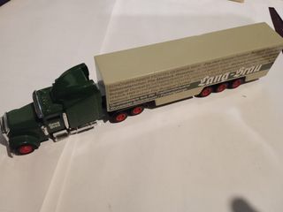 Camiones publicitarios