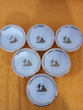Platos de porcelana fina.