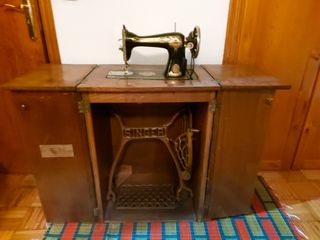 Maquina de coser Singer