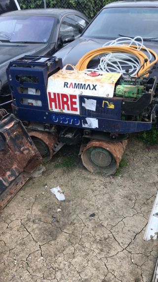 Rodillo compactador patacabra