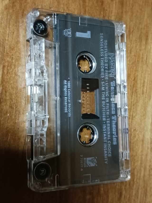 Casette banda trash metal Indestroy.