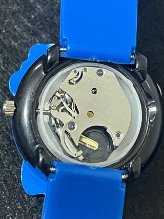 Reloj Vintage metálico con tapa PLUTO cuarzo 