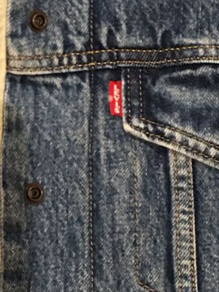Cazadora vaquera Levis con borreguillo