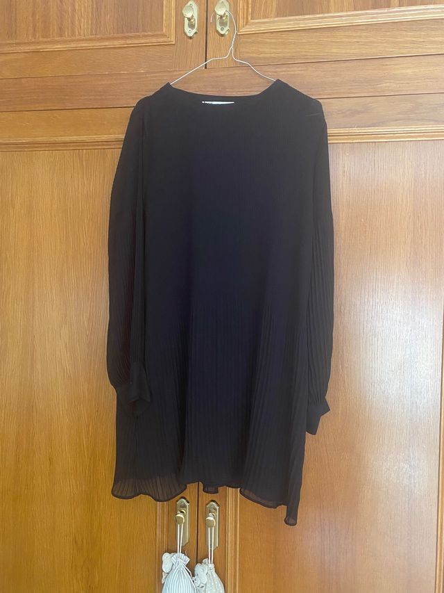 Vestido mini plisado