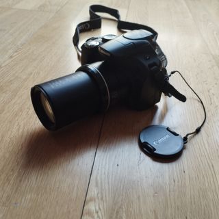 Cámara fotos Compacta.CANON