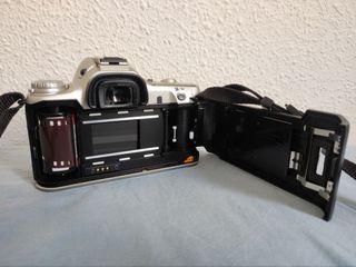 Cámara Pentax MZ-50 analógica