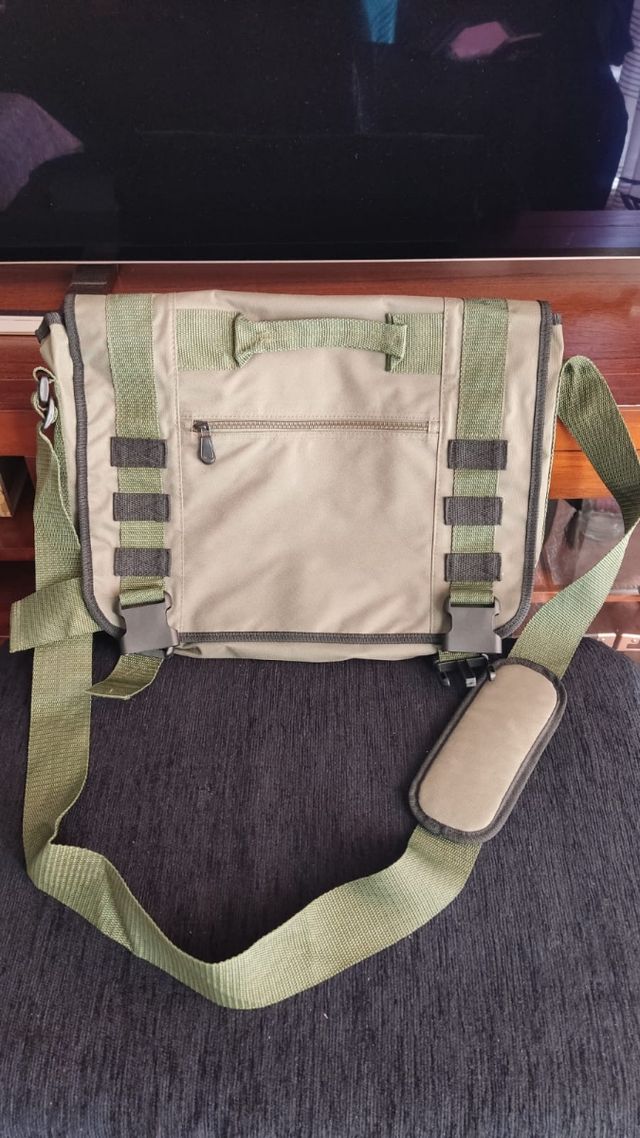 Bolso bandolera portátil