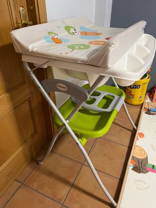 Cambiador/bañera plegable