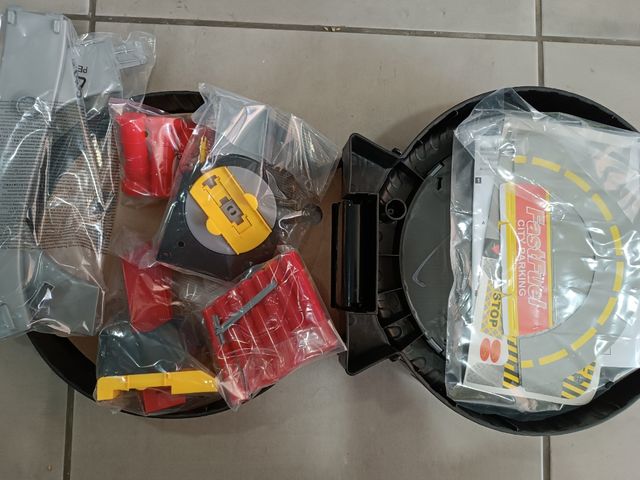 NUEVO maletín juego