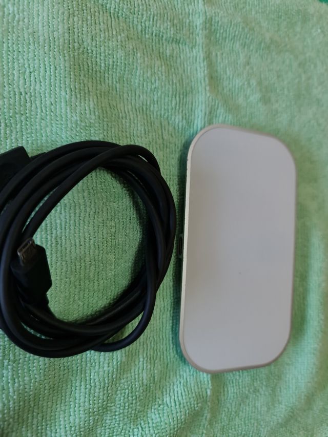 CARICABATTERIE MAGICO MOBEE