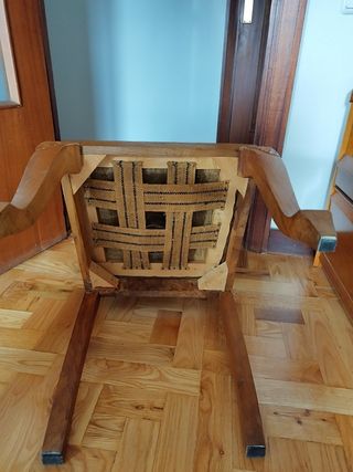 Sillas antiguas de madera