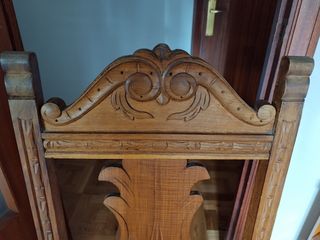 Sillas antiguas de madera