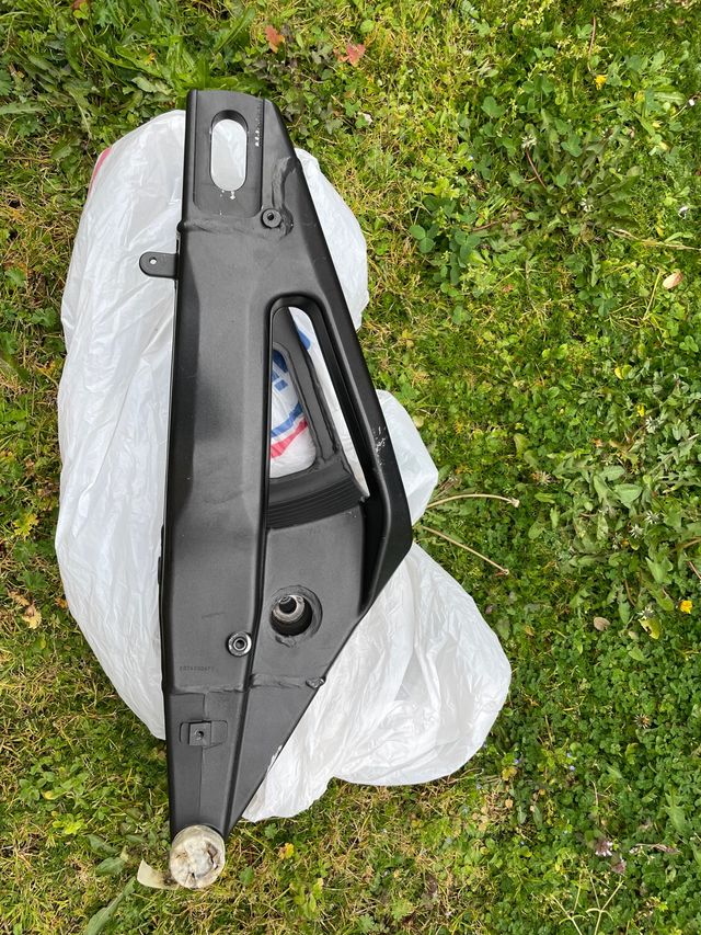 Basculante  original Yamaha YZF R1 2008