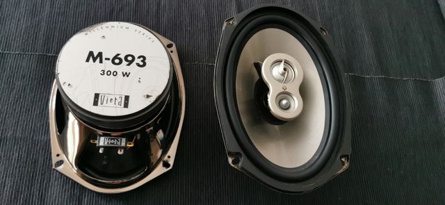 Altavoces Vieta M-693