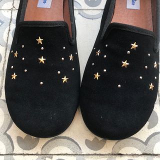 SLIPPERS